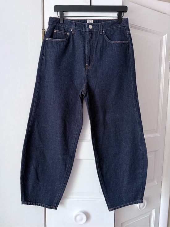 Toteme Denim - TOTEME Barrel Leg Denim Jeans Size 30 Dark Indigo
